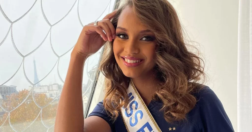 Indira Ampiot Miss France 2023 Des Photos Delle Sans Maquillage